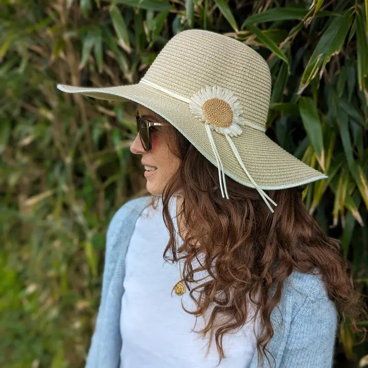 Daisy Wide Brim Foldable Hat - Natural (57cm)