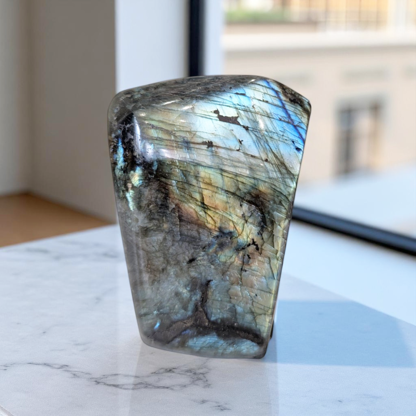 Labradorite 11cm tall