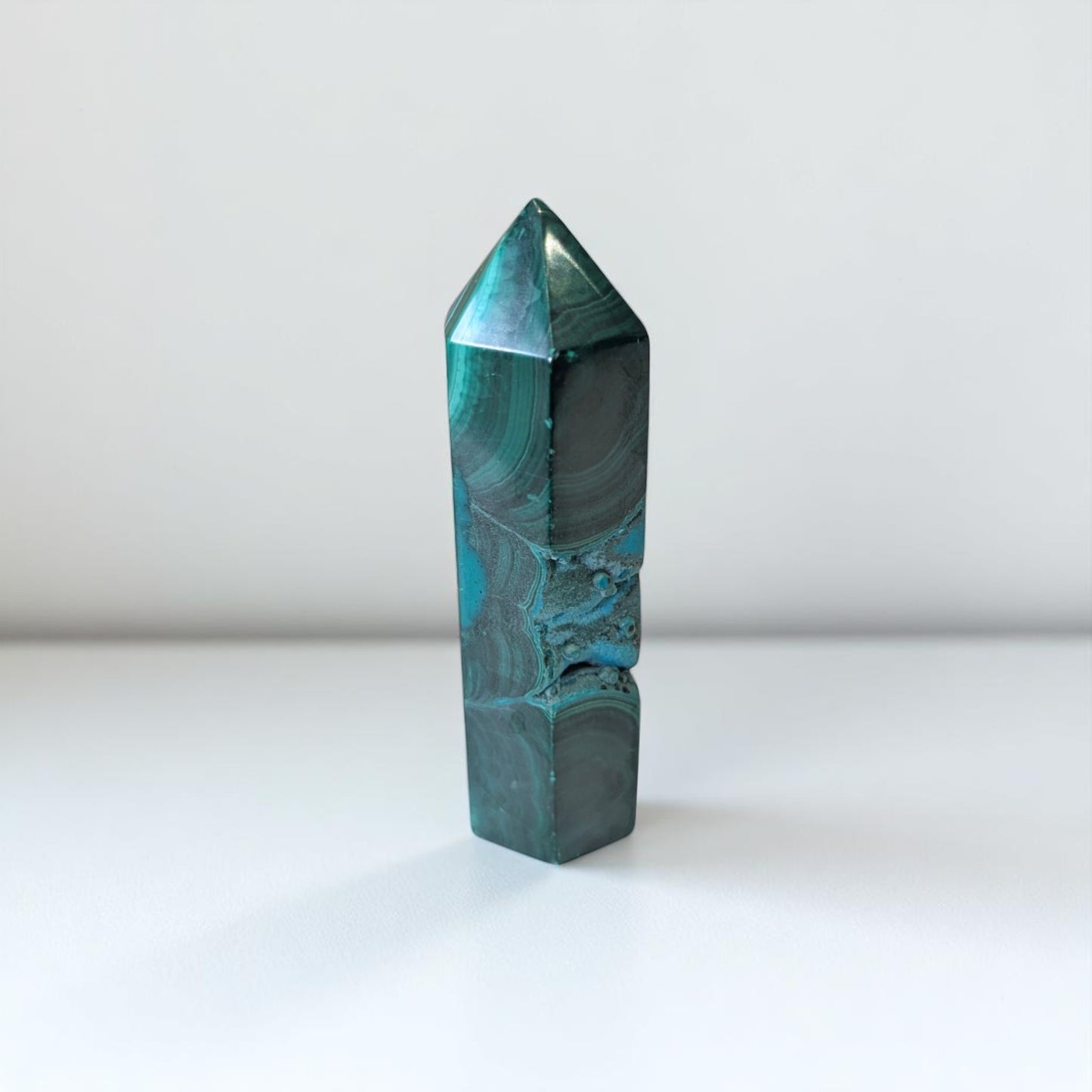 malachite obelisk 10cm tall 2