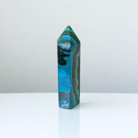 malachite obelisk 10cm tall